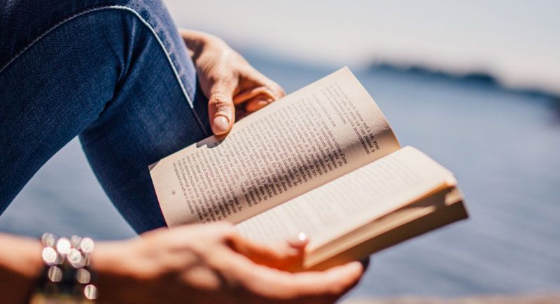 «Изображение к посту “Электронная или бумажная книга? Бумажные книги исчезнут?”»